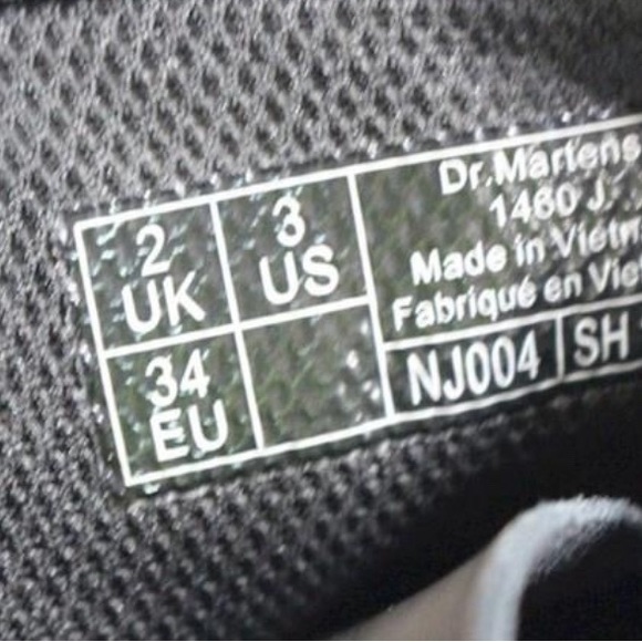 Kids Dr Martens Size 3 - Picture 6 of 6